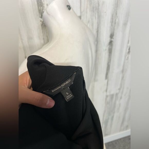 Banana Republic Black Mock Neck Dress | Sleeveless Shift Midi – Size Small - Picture 3 of 4